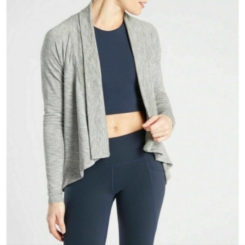 Athleta Nirvana Wear Two Ways Wrap Women's XS Gray Sporty Casual Comfy Outdoor